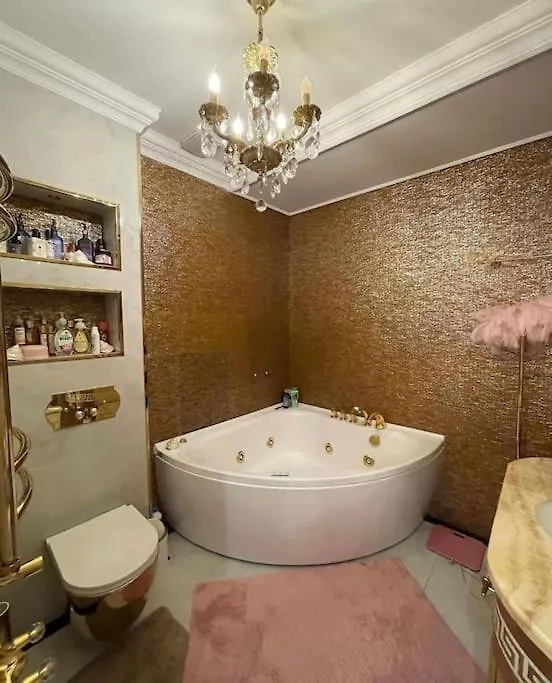 Urban Oasis City View 2 Br Bakü